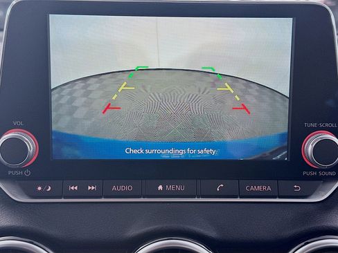 Used 2024 Nissan Sentra SV image 21