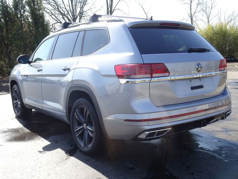 Used 2021 Volkswagen Atlas SE w/ Panoramic Sunroof Package image 7