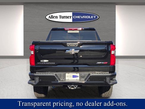 Used 2025 Chevrolet Silverado 1500 ZR2 w/ Technology Package image 7