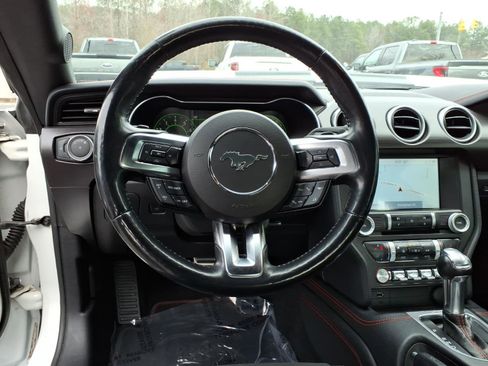 Used 2020 Ford Mustang GT Premium image 19