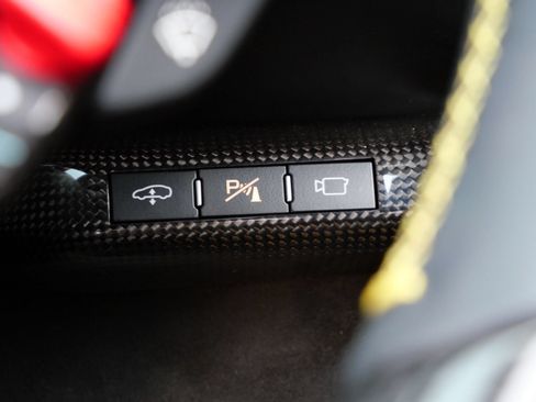 Used 2023 Ferrari 812 GTS RWD image 24