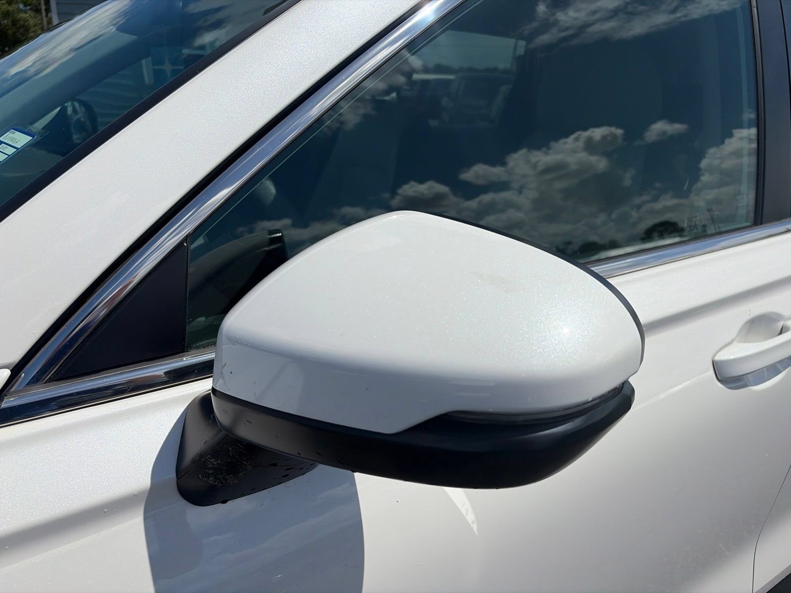 Used 2025 Honda CR-V LX image 13