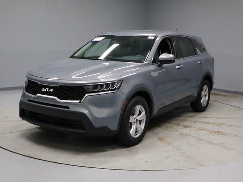 Used 2023 Kia Sorento LX FWD image 6