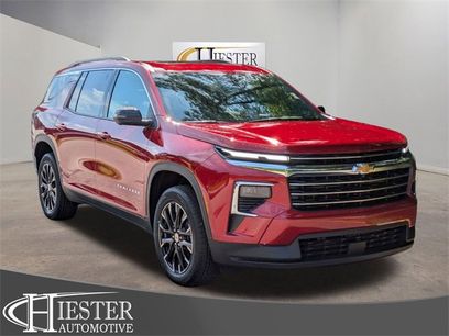 New 2025 Chevrolet Traverse LT w/ Sun and Wheel Package