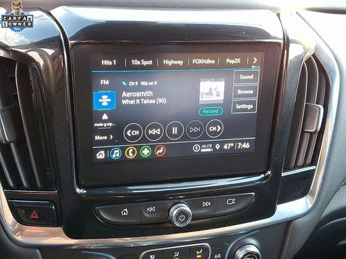 Used 2023 Chevrolet Traverse LT w/ Midnight/Sport Edition image 18