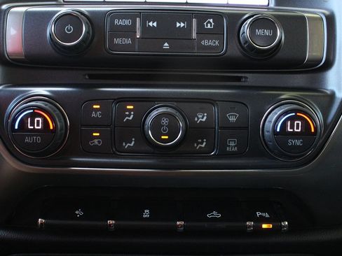 Used 2018 Chevrolet Silverado 1500 LT w/ All Star Edition RWD image 32