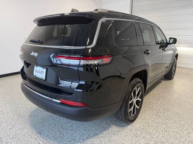 Used 2024 Jeep Grand Cherokee L Limited w/ Trailer Tow Package AWD/4WD image 3