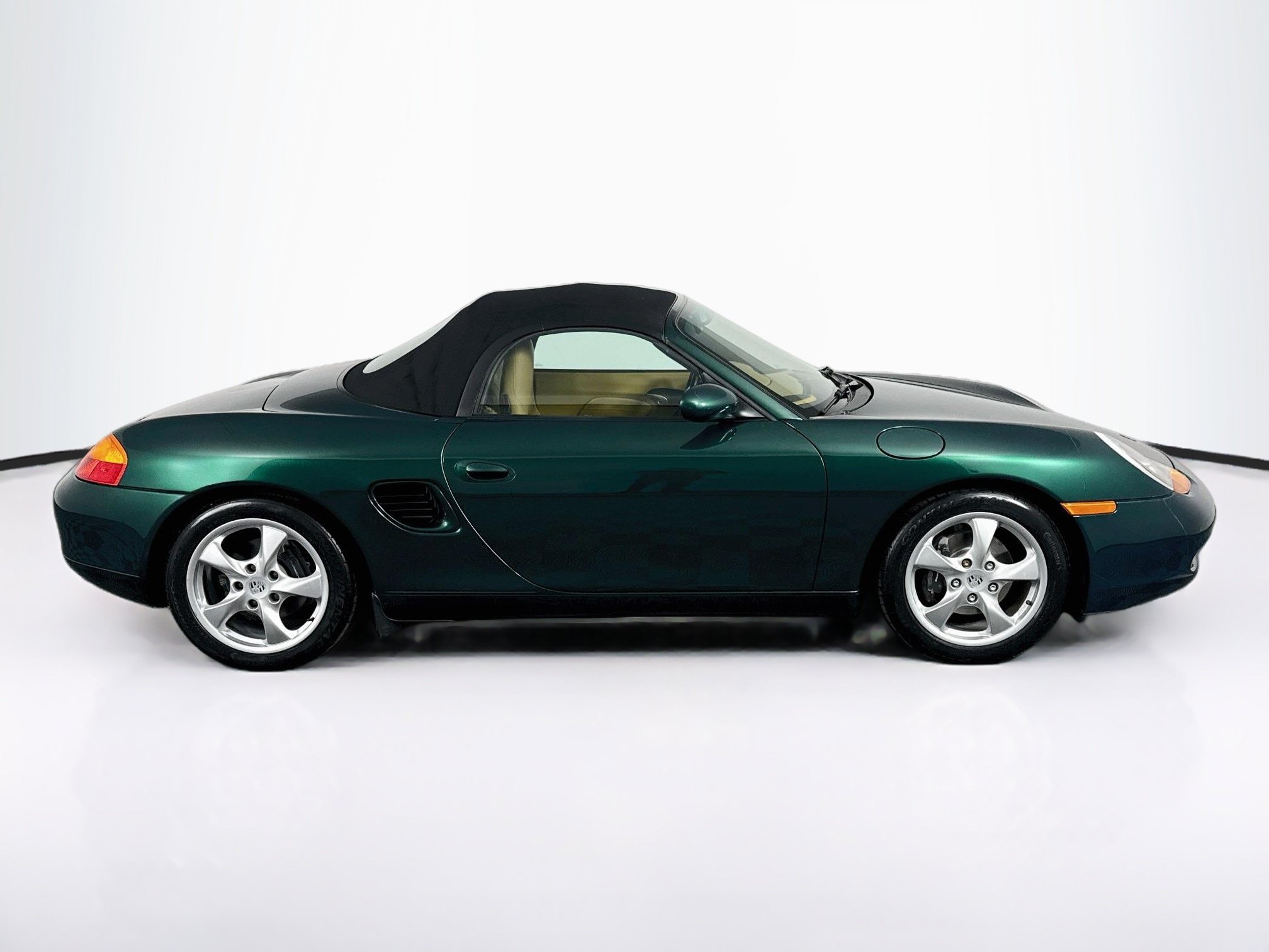 Used 2002 Porsche Boxster RWD image 16