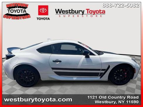 Used 2024 Toyota GR86 TRUENO Edition RWD image 6