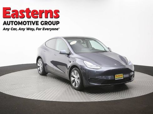 Used 2021 Tesla Model Y Long Range AWD/4WD image 45
