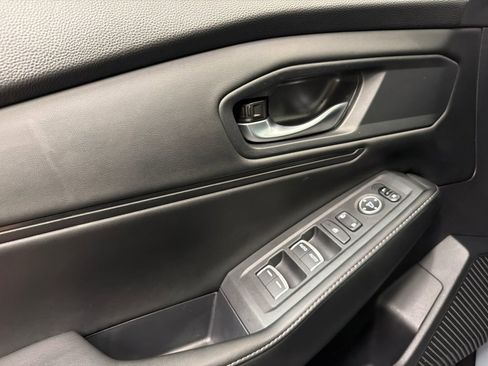 Used 2025 Honda Accord Sport image 31