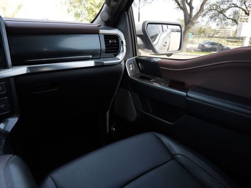 Used 2023 Ford F150 Lariat w/ Equipment Group 502A High image 8