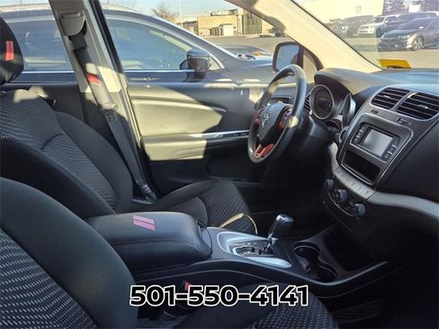 Used 2020 Dodge Journey SE image 5