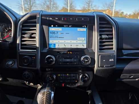 Certified 2018 Ford F150 Raptor w/ Equipment Group 802A Luxury image 13