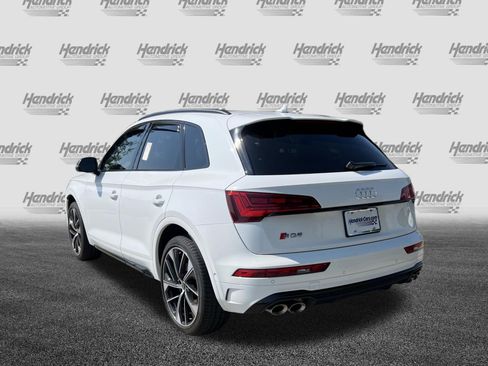 Used 2024 Audi SQ5 Prestige AWD/4WD image 9
