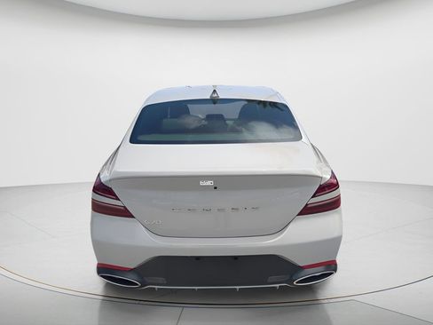 Used 2026 Genesis G70 2.5T image 6