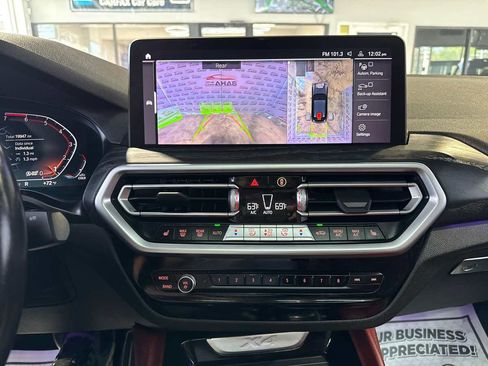 Used 2023 BMW X4 xDrive30i w/ M Sport Package image 17