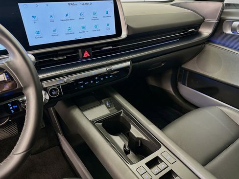 Used 2024 Hyundai Ioniq 6 SEL image 26