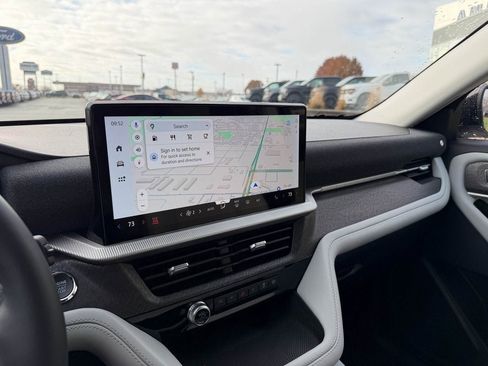 New 2026 Ford Explorer Platinum w/ LUX Leather Package image 23