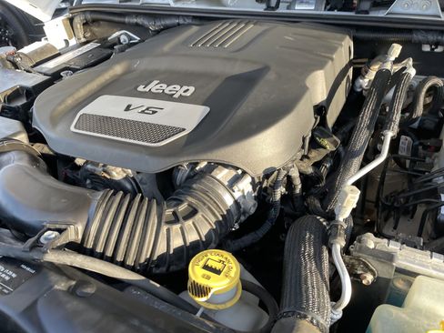 Used 2017 Jeep Wrangler Unlimited Sport w/ Quick Order Package 24S image 34