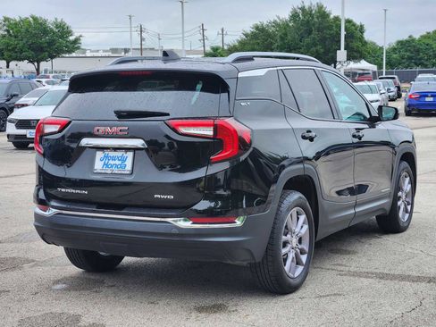 Used 2023 GMC Terrain SLT AWD/4WD image 6