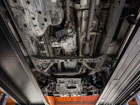 Used 2003 Lexus GX 470 image 32