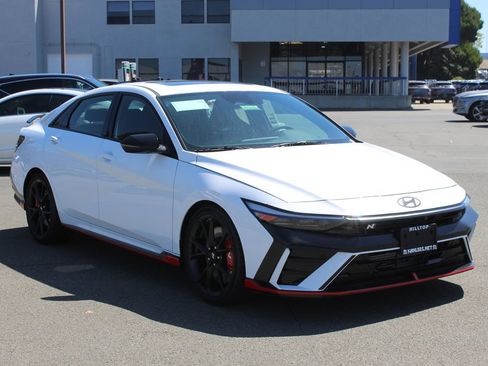 New 2026 Hyundai Elantra N FWD image 5