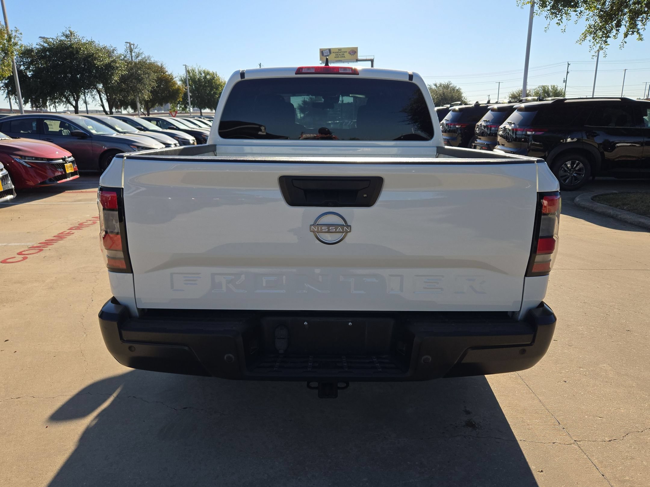 Used 2022 Nissan Frontier S w/ Technology Package RWD image 4