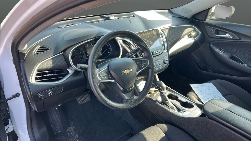 Used 2024 Chevrolet Malibu LT FWD image 10