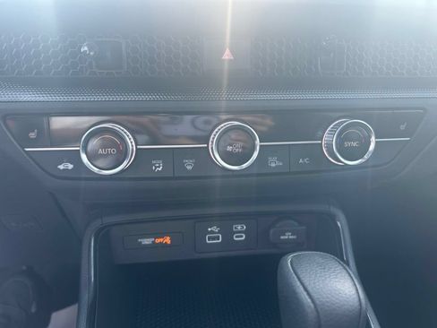 Used 2024 Honda CR-V EX image 6