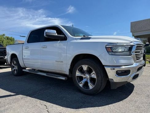 Used 2023 RAM 1500 Laramie AWD/4WD image 9