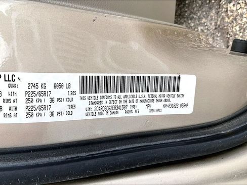 Used 2014 Dodge Grand Caravan SXT w/ Rear Park Assist Package FWD image 17