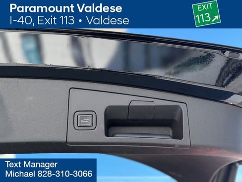 Used 2023 Cadillac XT4 Premium Luxury image 26