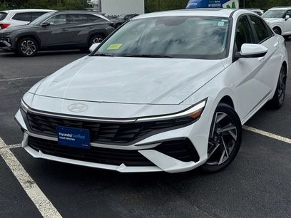 Certified 2024 Hyundai Elantra SEL w/ Convenience Package