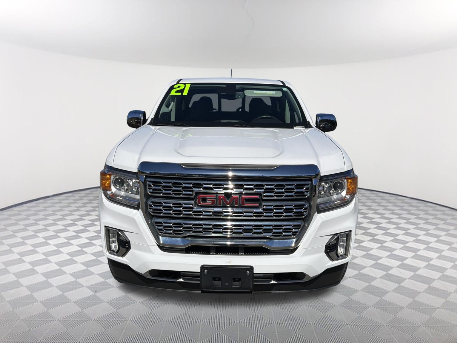 Used 2021 GMC Canyon Denali RWD image 2