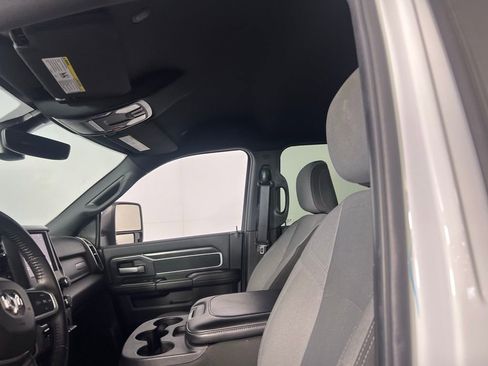 Used 2024 RAM 2500 Big Horn w/ Bed Utility Group image 17