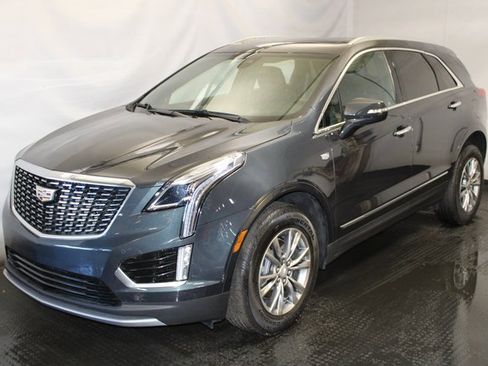 Certified 2022 Cadillac XT5 Premium Luxury image 1