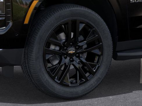New 2025 Chevrolet Suburban Premier image 39