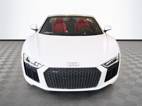 Used 2018 Audi R8 V10 AWD/4WD image 2