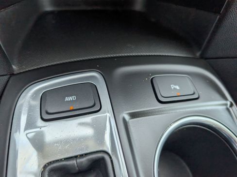 Used 2022 Chevrolet Equinox LT image 24