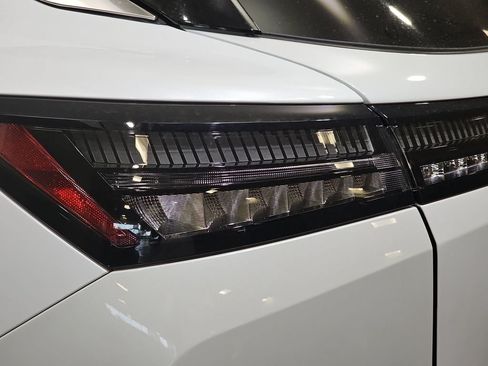 Used 2025 Nissan Murano SL w/ Cargo Package AWD/4WD image 36