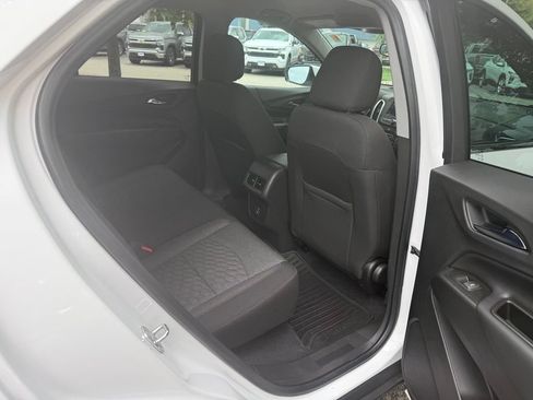 Used 2020 Chevrolet Equinox LT AWD/4WD image 14