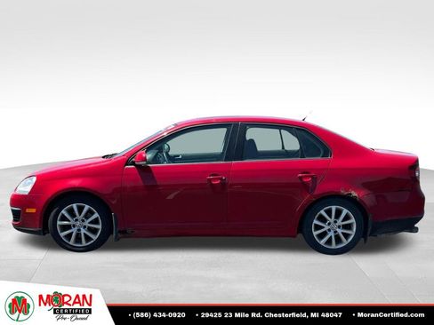 Used 2010 Volkswagen Jetta Limited Edition FWD image 2