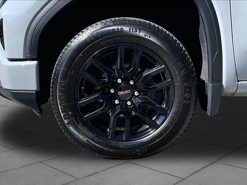 Used 2024 GMC Sierra 1500 Elevation w/ X31 Off-Road Package AWD/4WD image 11