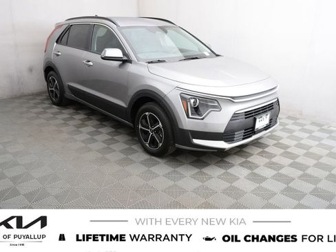 New 2026 Kia Niro EX FWD image 3