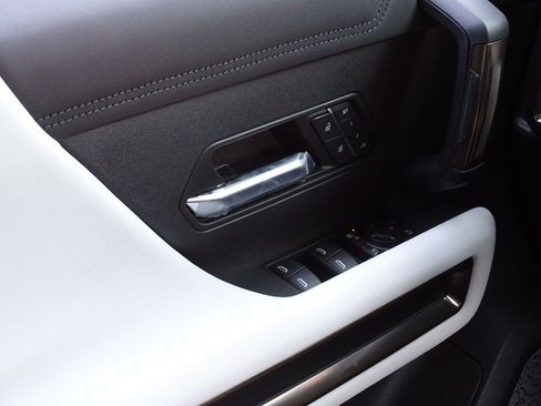 New 2025 GMC Hummer EV 3X w/ Extreme Off-Road Package image 28