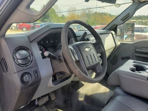 Used 2011 Ford F350 XL image 11