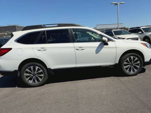 Used 2017 Subaru Outback 3.6R Limited image 8