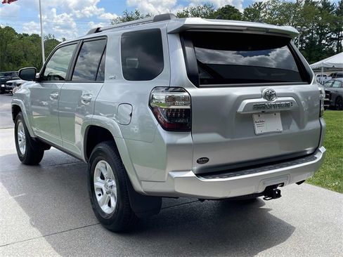 Used 2024 Toyota 4Runner SR5 image 4