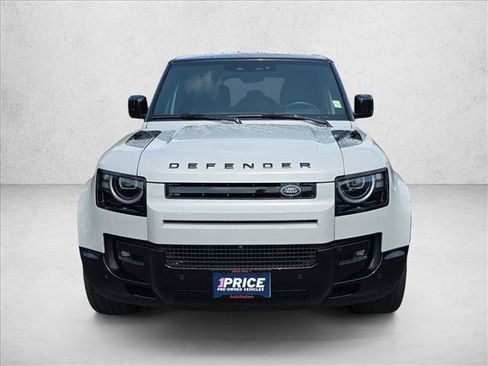 Used 2026 Land Rover Defender 110 X-Dynamic SE AWD/4WD image 2